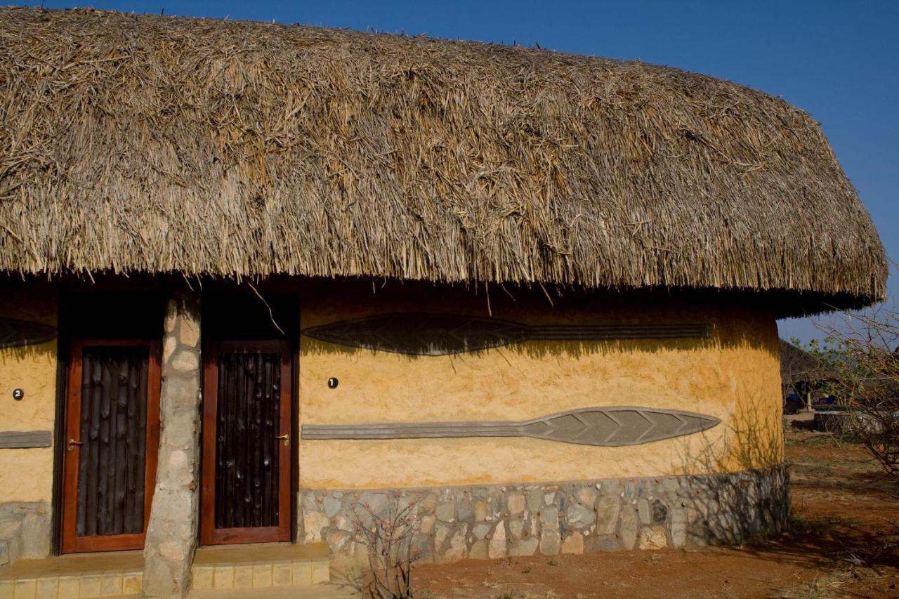 Samburu Sopa Lodge Archers Post エクステリア 写真